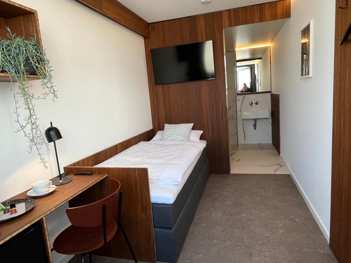 Tin Inn - Hueckelhoven - Das Hotel Aus Hochwertig Ausgebauten Ueberseecontainern Kültér fotó