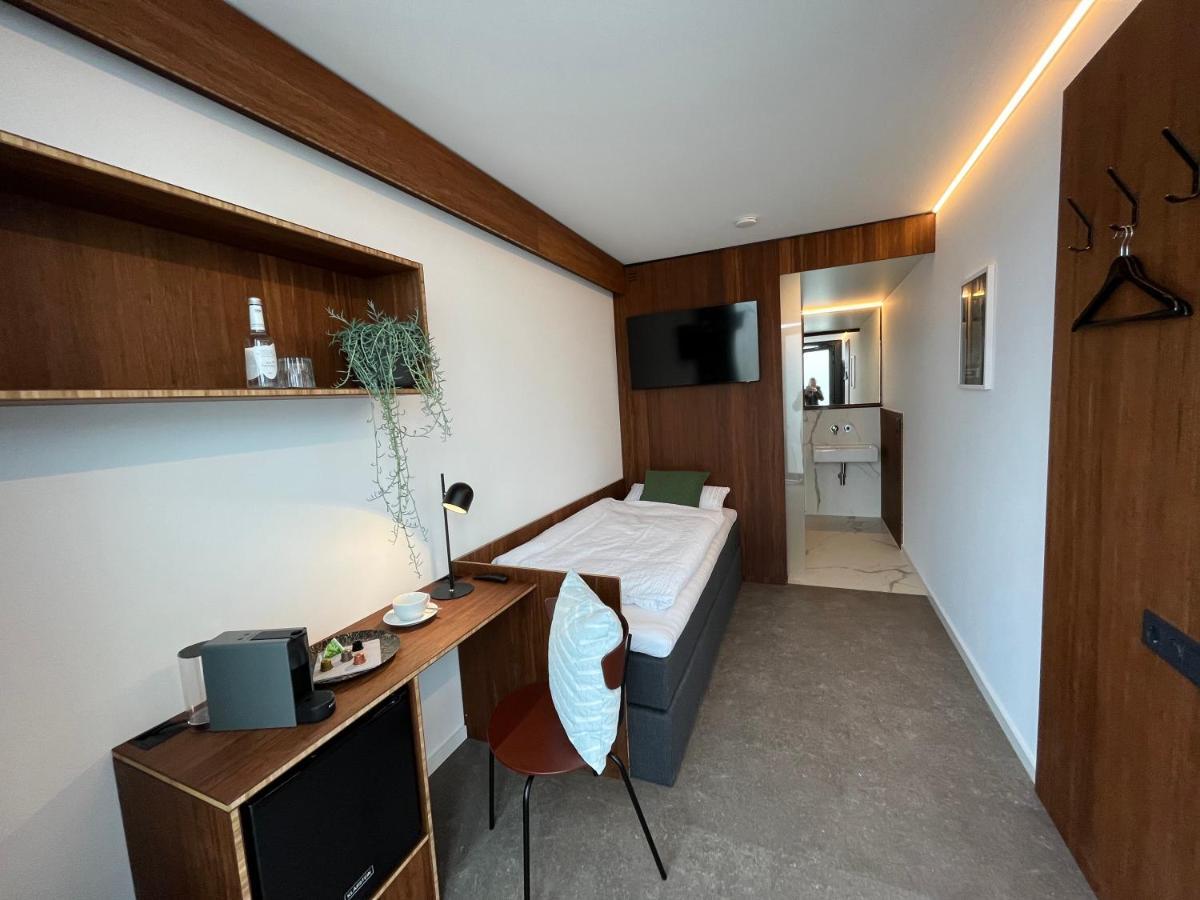 Tin Inn - Hueckelhoven - Das Hotel Aus Hochwertig Ausgebauten Ueberseecontainern Kültér fotó