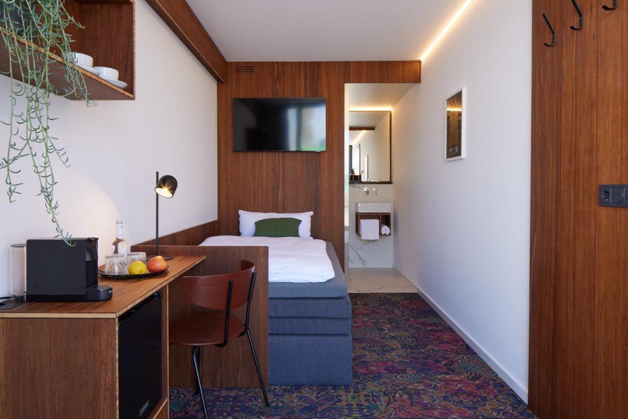 Tin Inn - Hueckelhoven - Das Hotel Aus Hochwertig Ausgebauten Ueberseecontainern Kültér fotó